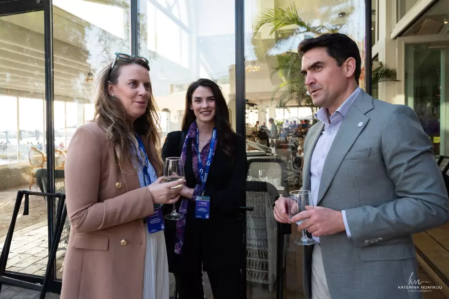 coctail-reception-46-min-68481dacd1058